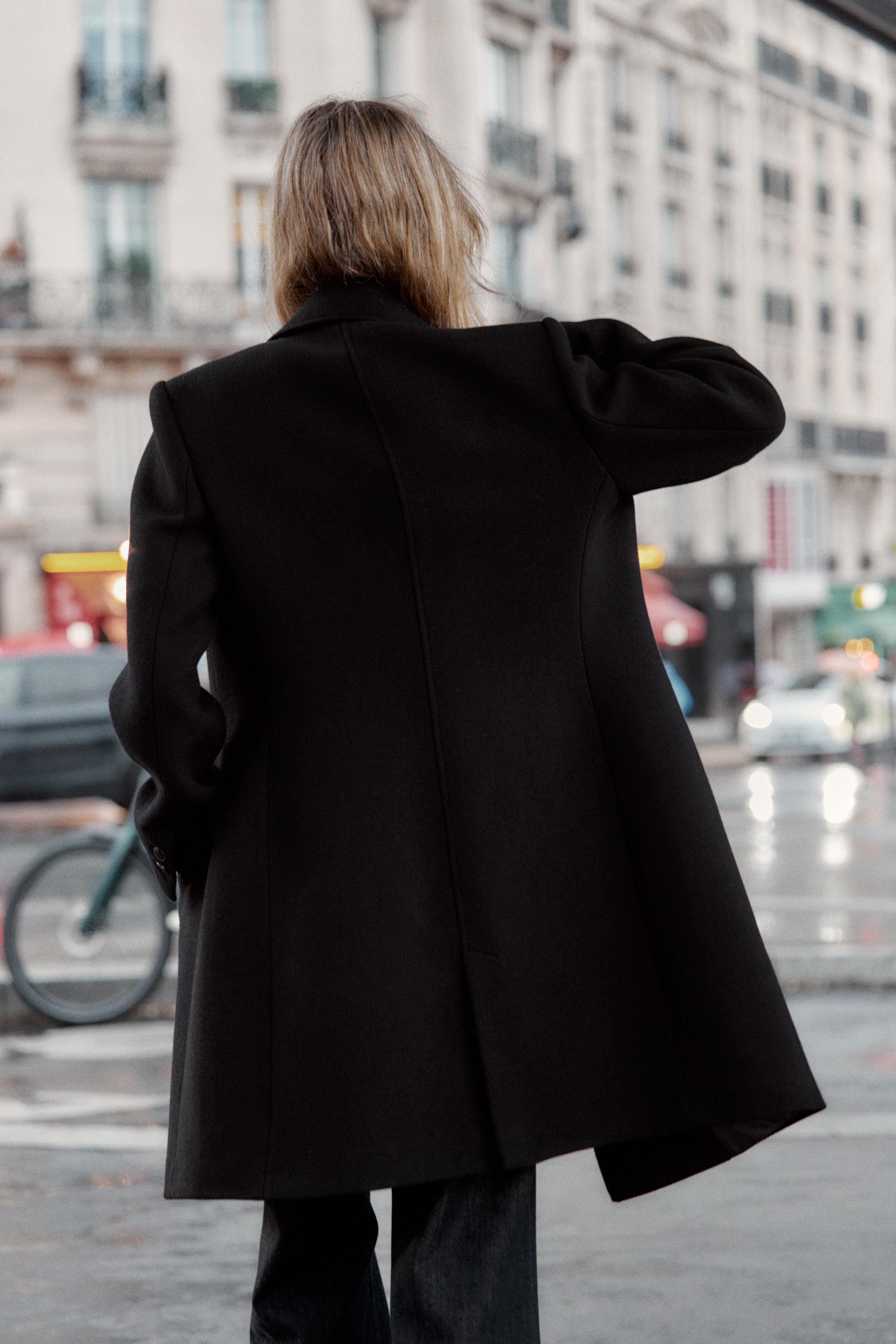 DOUBLE-BREASTED COAT WITH SHOULDER PADS